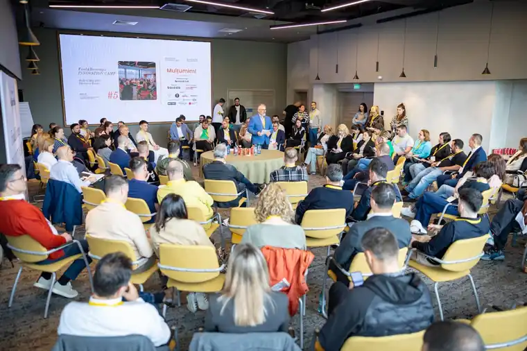 Sesiune de discuții la Food&Beverages Innovation Camp